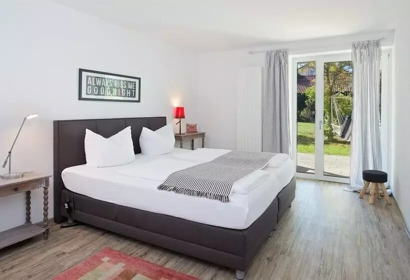 اتاق استاندارد با بالکن, Landhotel Herzberger Garni Zimmer & Ferienwohnungen