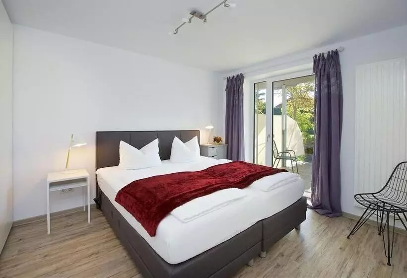 اتاق استاندارد سه تخته با بالکن, Landhotel Herzberger Garni Zimmer & Ferienwohnungen