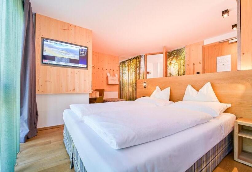 Номер Премиум, Mountain Design Hotel Edenselva
