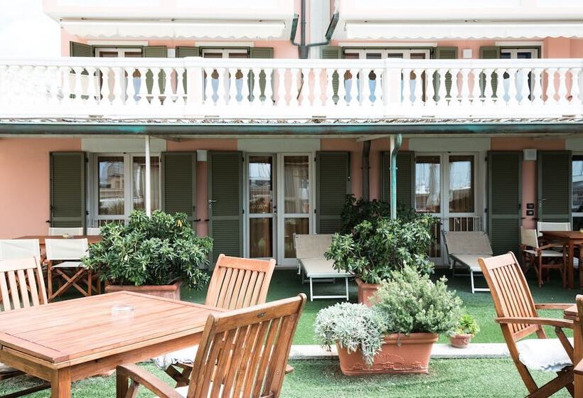 Студия Стандарт, Residenza Santa Cecilia