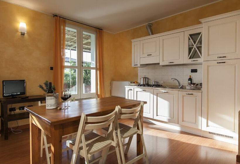 Студия Стандарт, Residenza Santa Cecilia