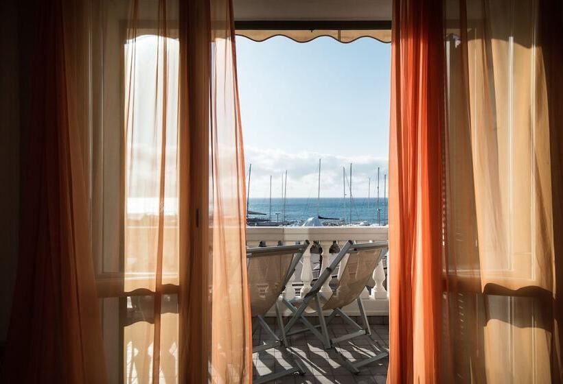 Апартаменты 2 Спальни Вид на Море, Residenza Santa Cecilia