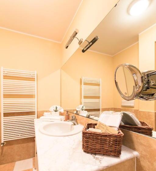 Люкс, Residenza Santa Cecilia