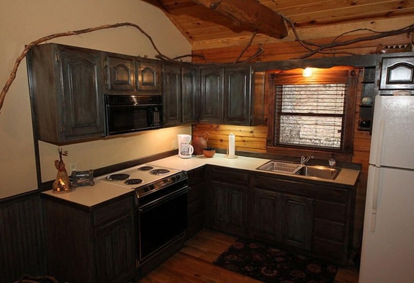 کلبه دلوکس, Cinnamon Valley Resort