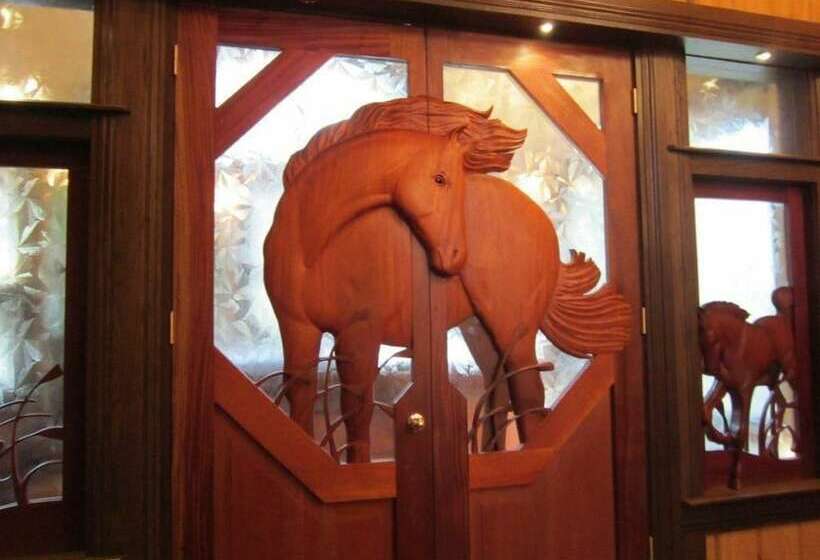 کلبه دلوکس, Cinnamon Valley Resort