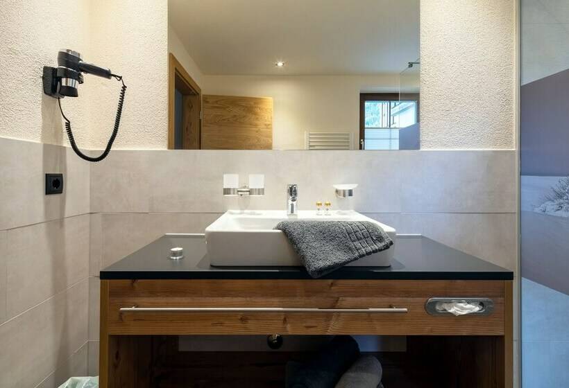 2-Bedroom Classic Apartment, Alpin Chalet Am Burgsee