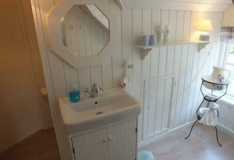 Camera Familiare, Pension Lærkelill