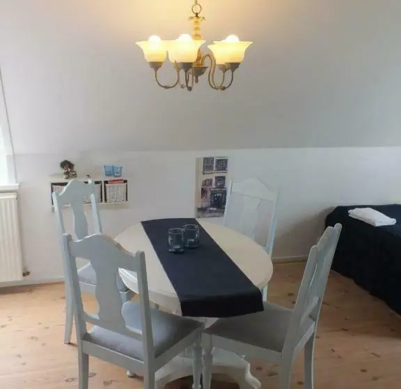 Camera Familiare, Pension Lærkelill