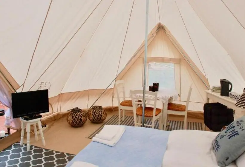 Tenda Standard, Pension Lærkelill