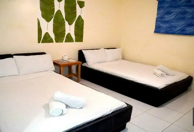 デラックスの４人部屋, Miami Heat Beach Resort