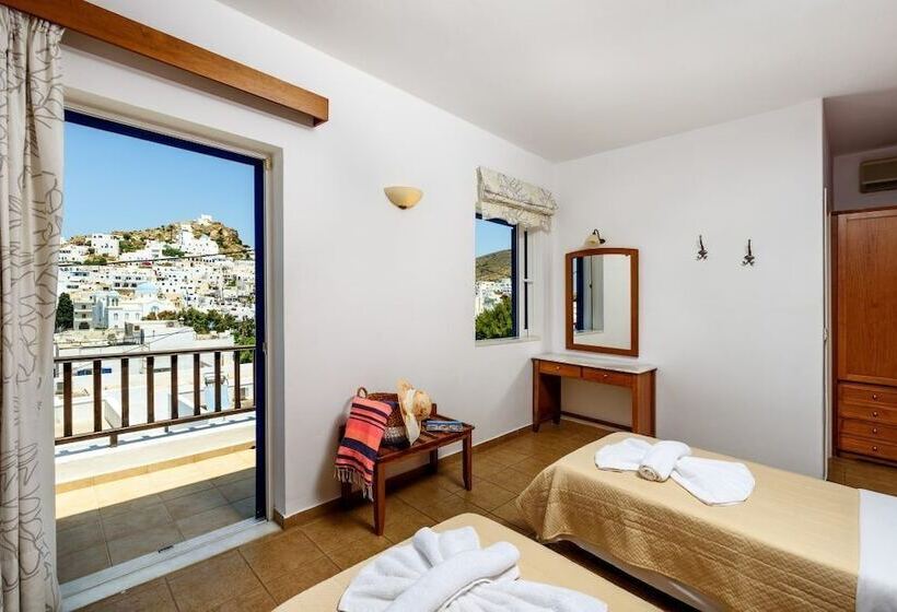 اتاق استاندارد سه نفره, Ios Resort