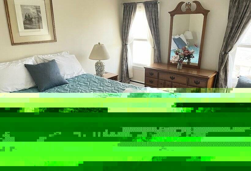 ４ベッドルームハウス, Little Miss Cottages