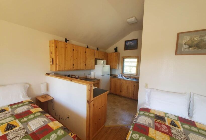 キャビン, Alaskan Spruce Cabins