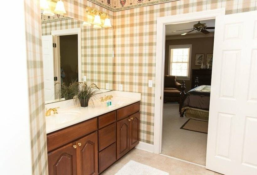 جناح كلاسيكي, Concord Inn