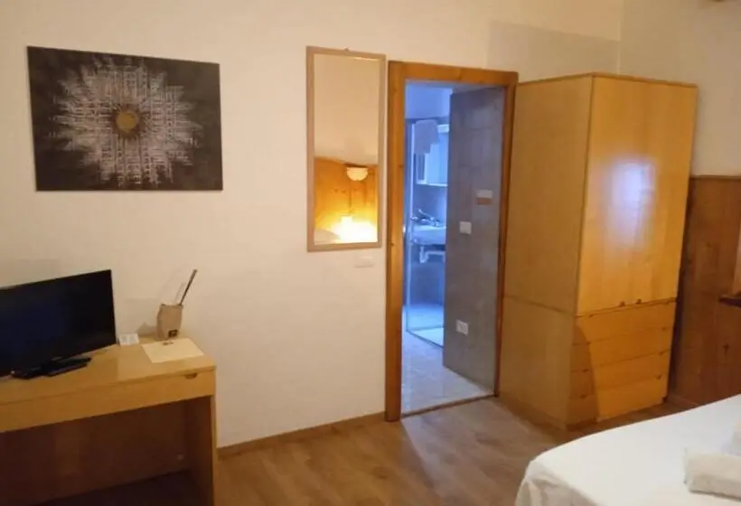 スタンダード４人部屋, Brustolon