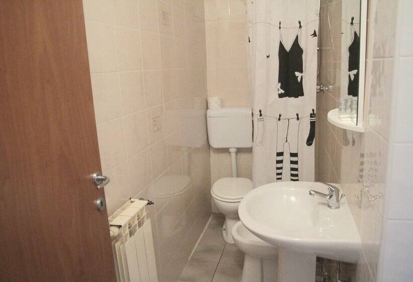 اتاق اکونومی, Residence Sweet Dreams