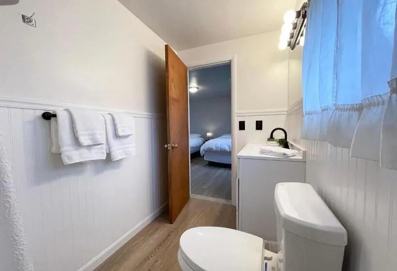 デラックスルーム, Star Gate Motel