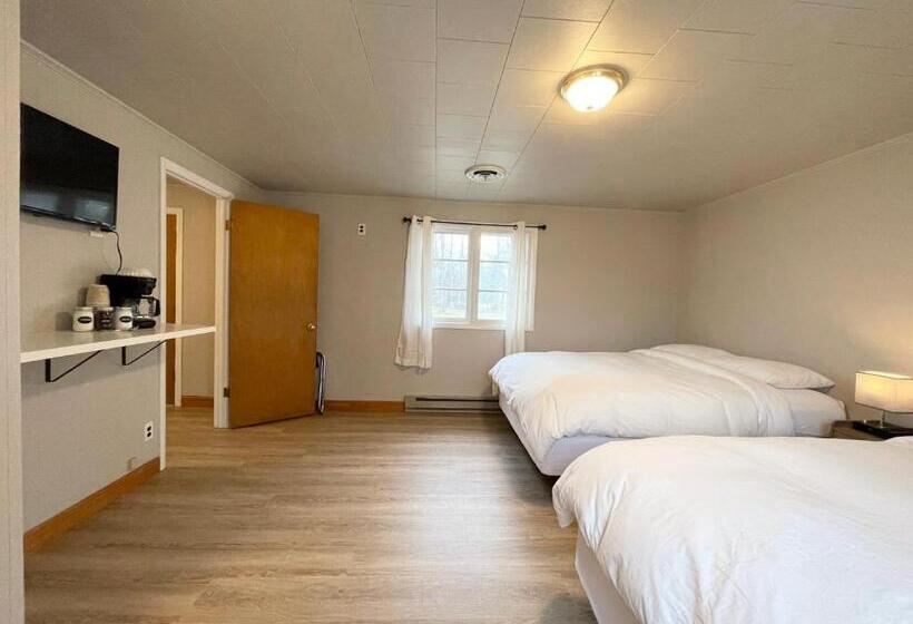 デラックスルーム, Star Gate Motel