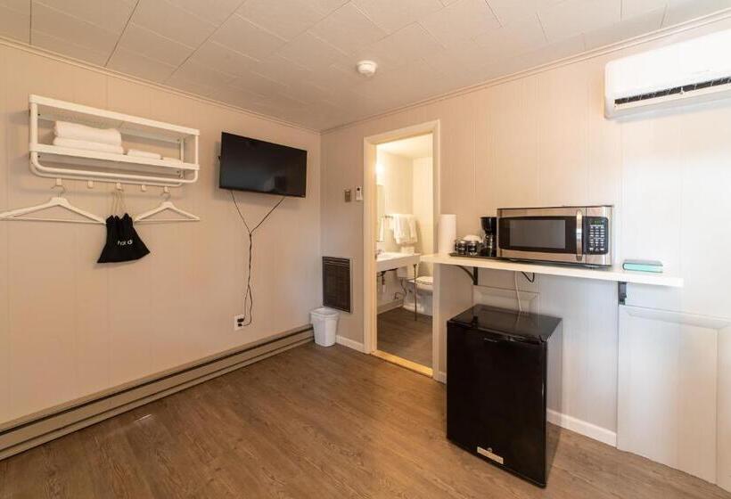 スタンダードルーム, Star Gate Motel