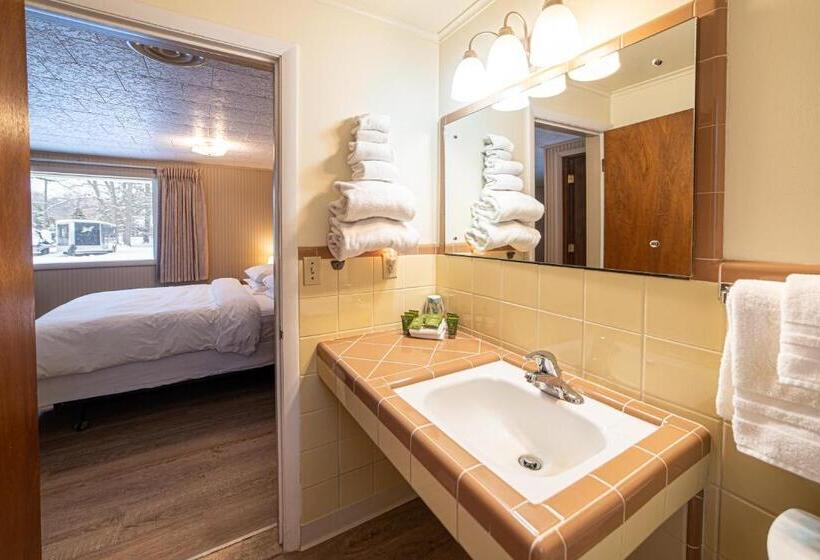 スイート(家族用), Star Gate Motel