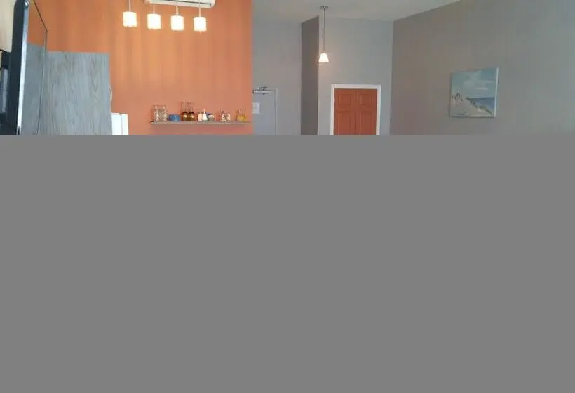 ダブルベッドのスタンダードスタジオ, Canalside Restaurant, Inn & Kitchen Store