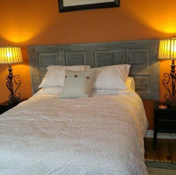 إستوديو قياسى سرير مزدوج, Canalside Restaurant, Inn & Kitchen Store