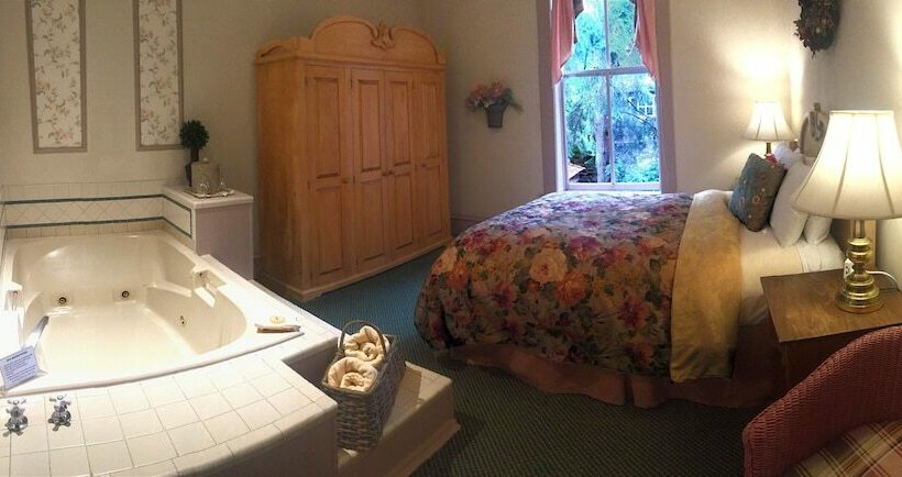 带按摩浴盆的套房, Planter