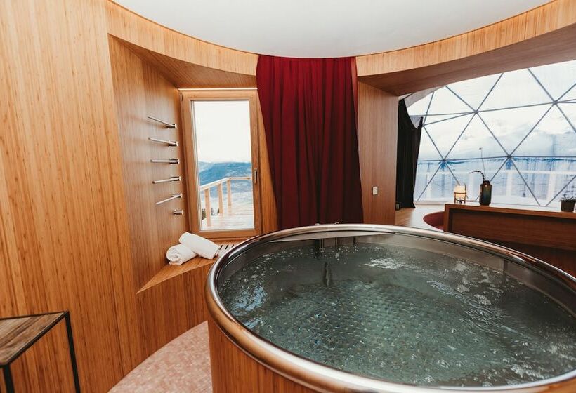 수피리어 스위트, Whitepod