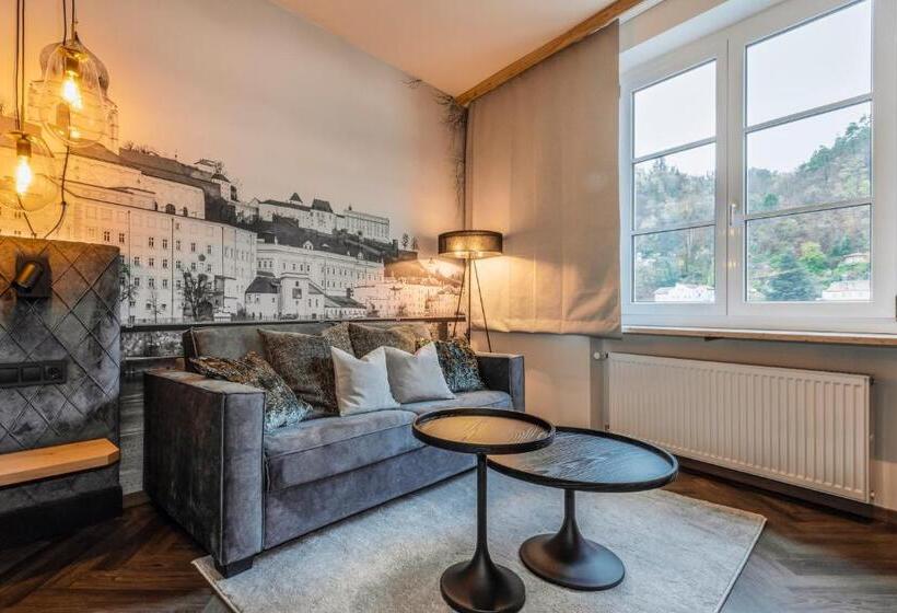 디럭스 룸, Am Paulusbogen