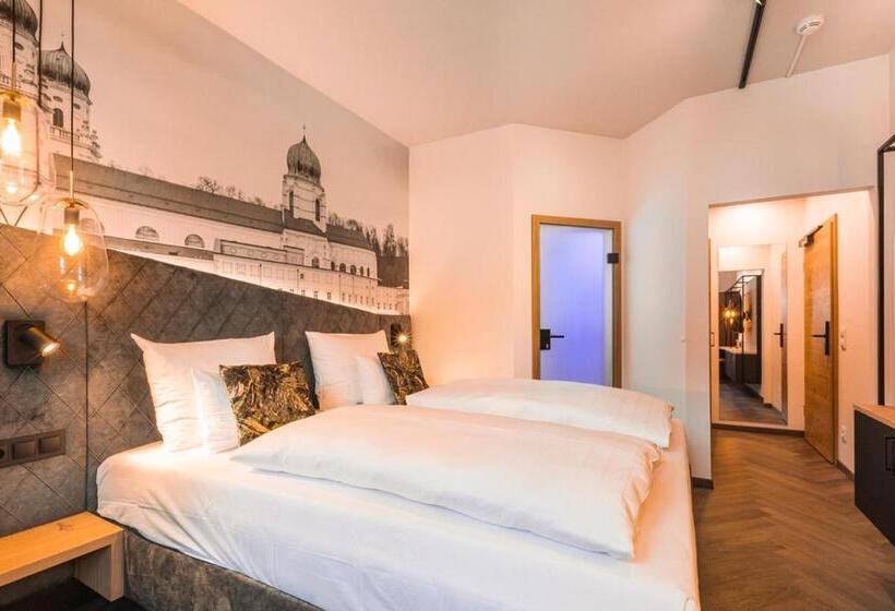 수피리어 룸, Am Paulusbogen