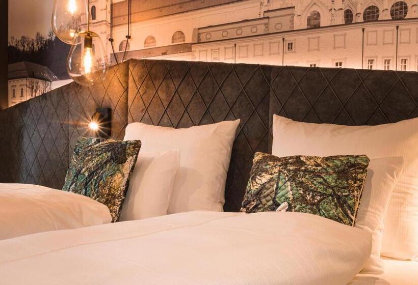 스탠다드 룸, Am Paulusbogen