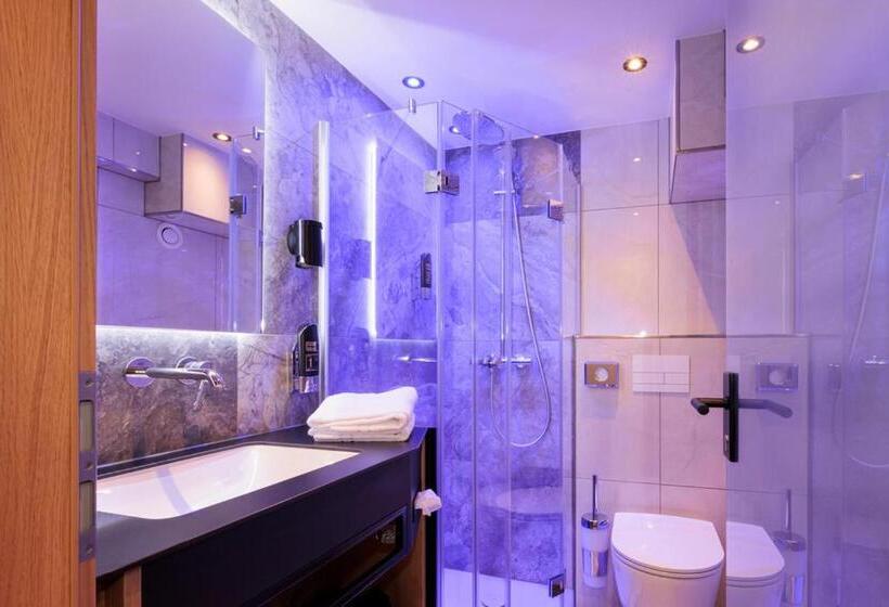 디럭스 룸, Am Paulusbogen