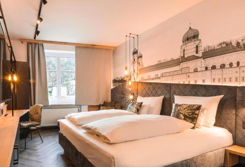 스탠다드 룸, Am Paulusbogen