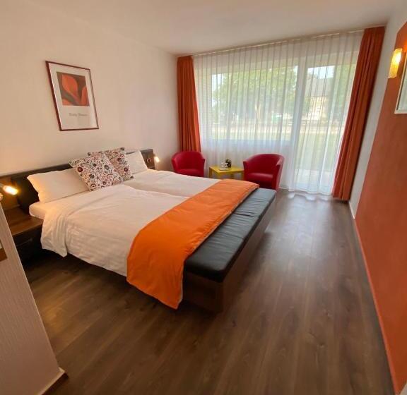 エコノミールーム, Sonnenstrand