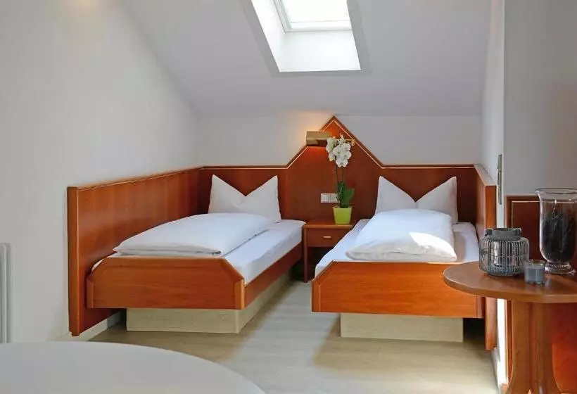 スタンダード４人部屋, Garni Kaiserstuhl