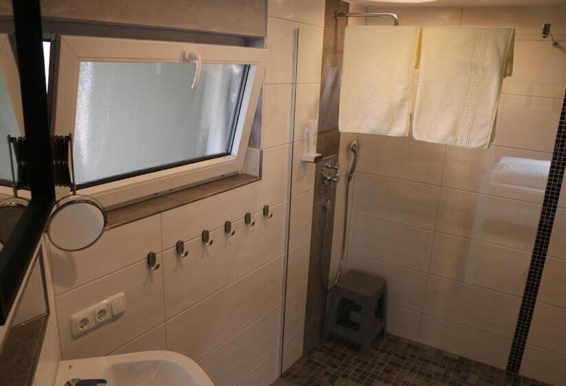 Семейный Номер, Gasthof Post