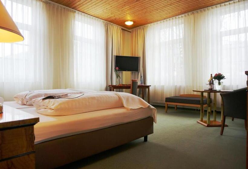 غرفة كومفورت, Goldener Anker