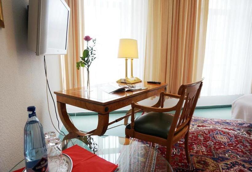 غرفة كومفورت, Goldener Anker