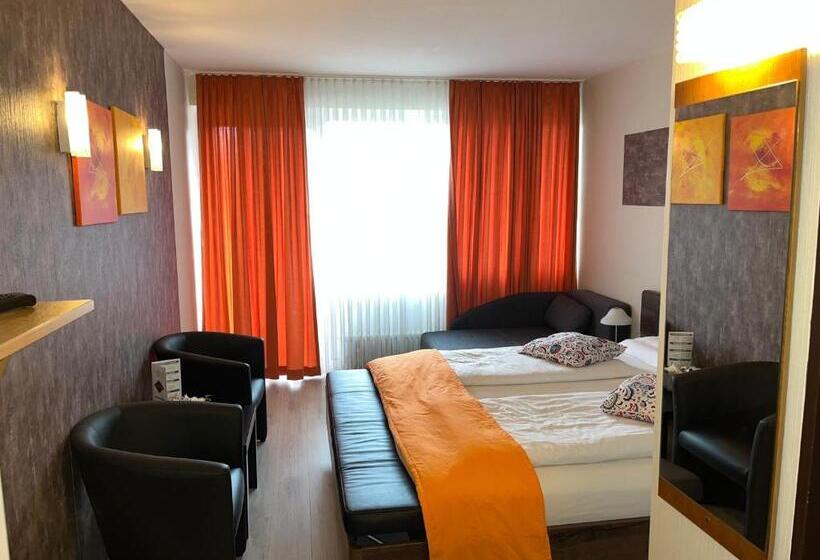 ベーシックトリプルルーム, Sonnenstrand