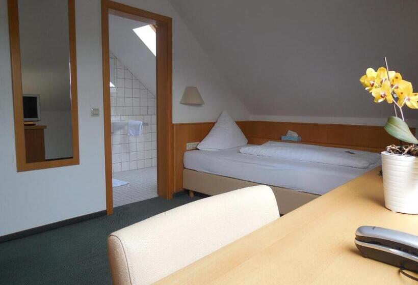 스탠다드 싱글 룸, Schober