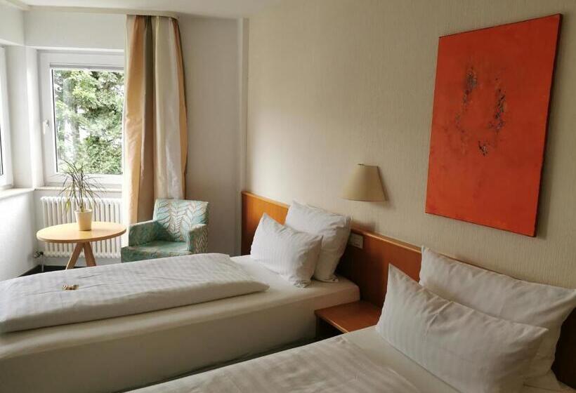 스탠다드 룸, Schober