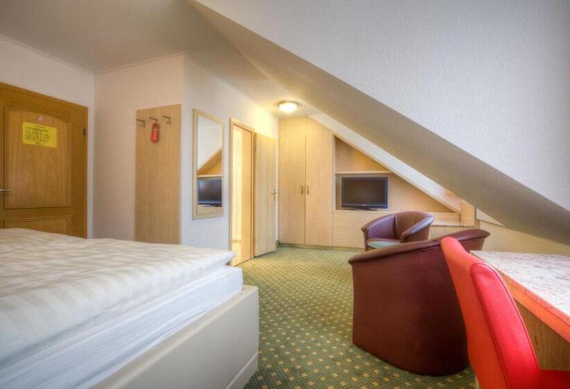 Номер Стандарт Трехместный, Stolberg