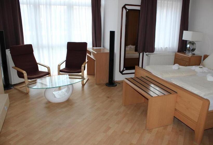 패밀리 룸, Zum Wersehof