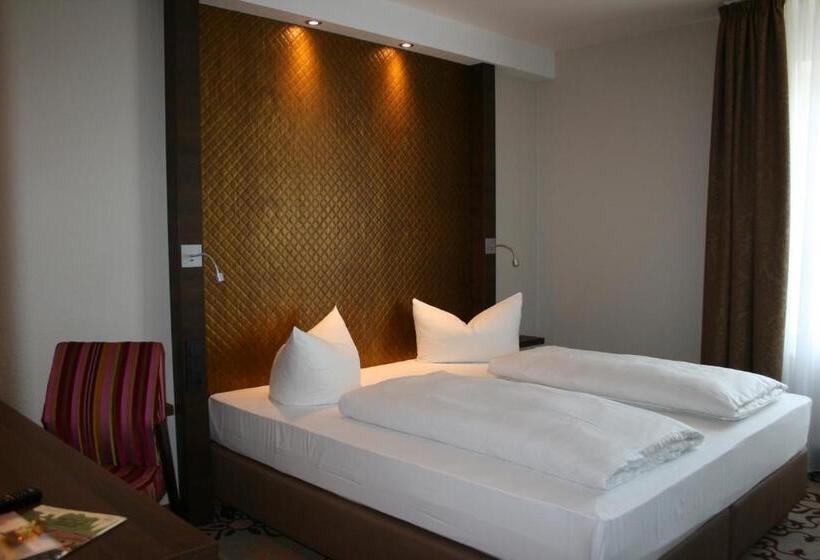 Номер бизнес-класса, Parqéo Im A66