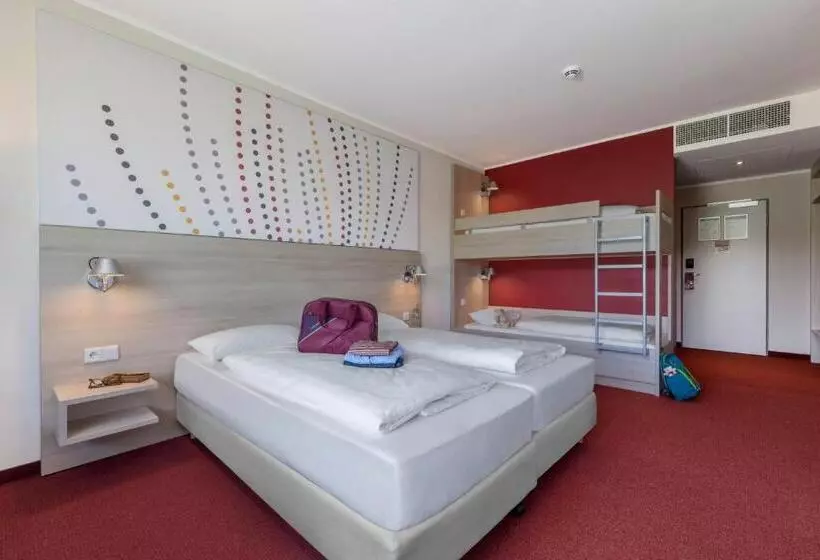 ファミリールーム, Serways Hotel Remscheid