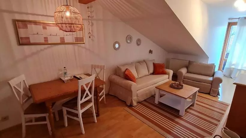 سوییت خانوادگی, Gasthof   Hotel Zur Post
