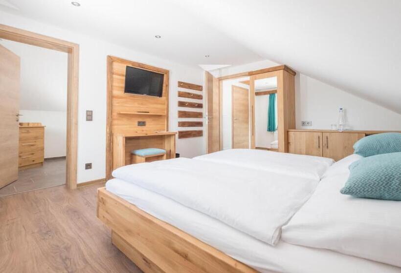 Семейный Номер, Höhengasthaus Kolmenhof An Der Donauquelle