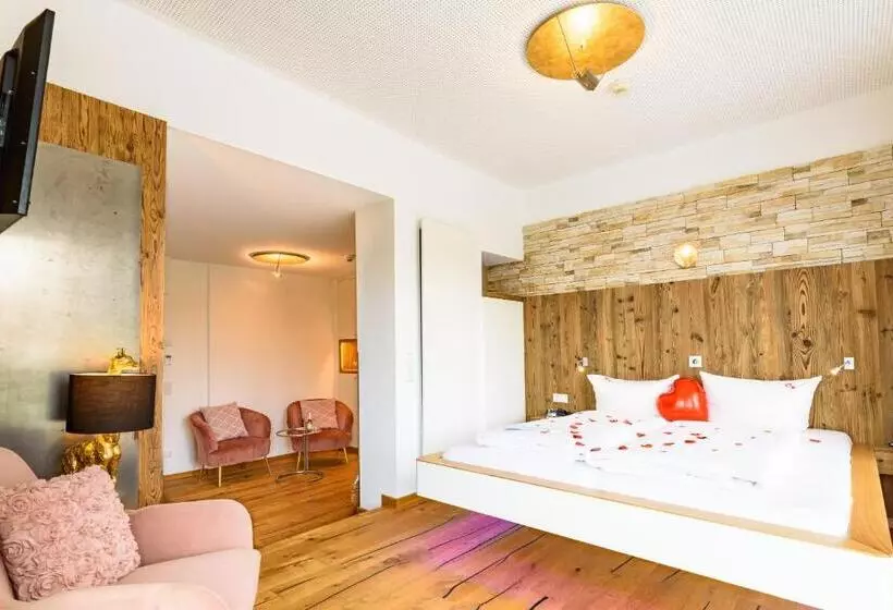 コンフォーとスイートルーム, Yachthotel Helvetia Spa  Und Wellnessdomizil