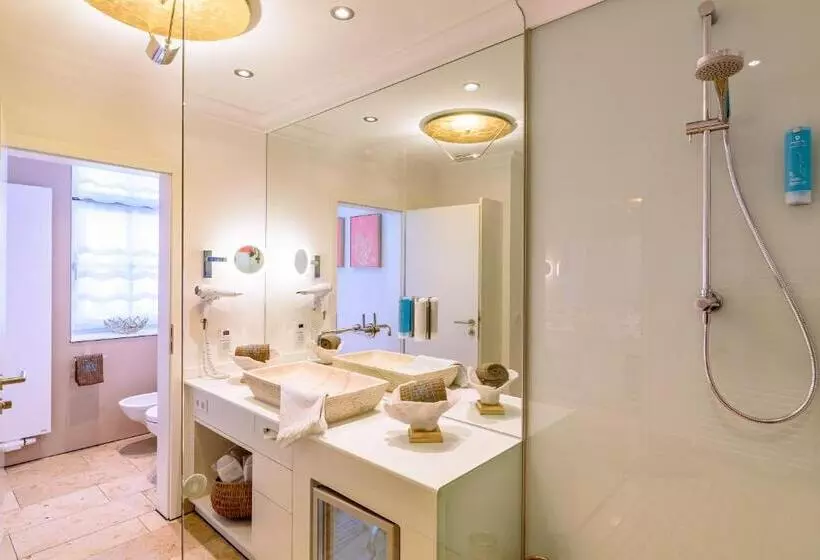 スイート（家族用）, Yachthotel Helvetia Spa  Und Wellnessdomizil