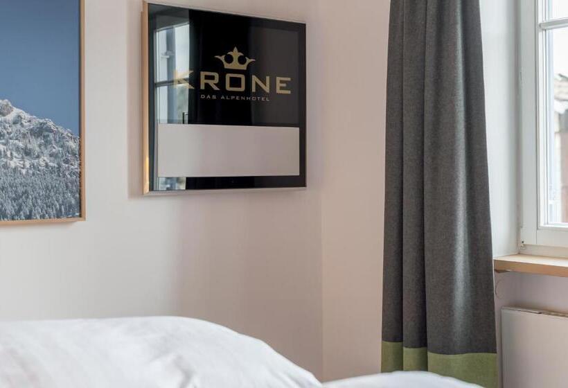جناح, Alpenhotel Krone